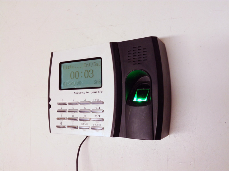 lector alarma huella dactilar plastico metal func 13.5x18.3x5 2u